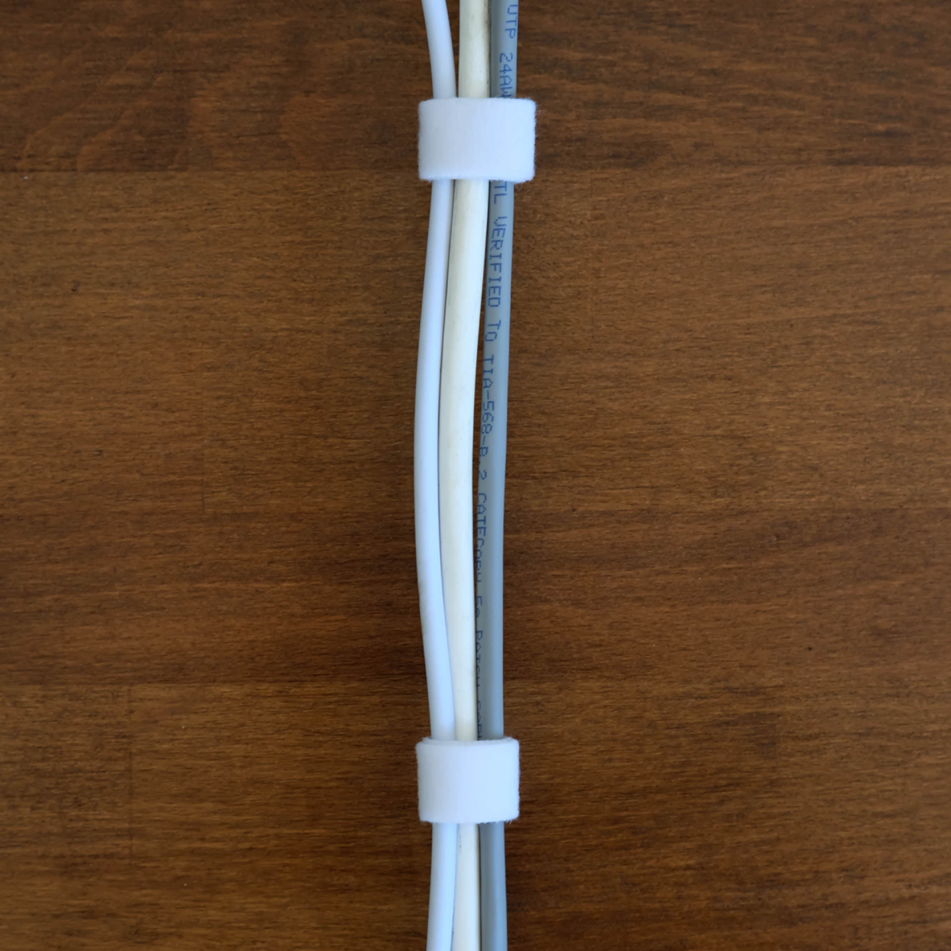 LTC ROLL STRAP, double sided hook and loop roll 3m white