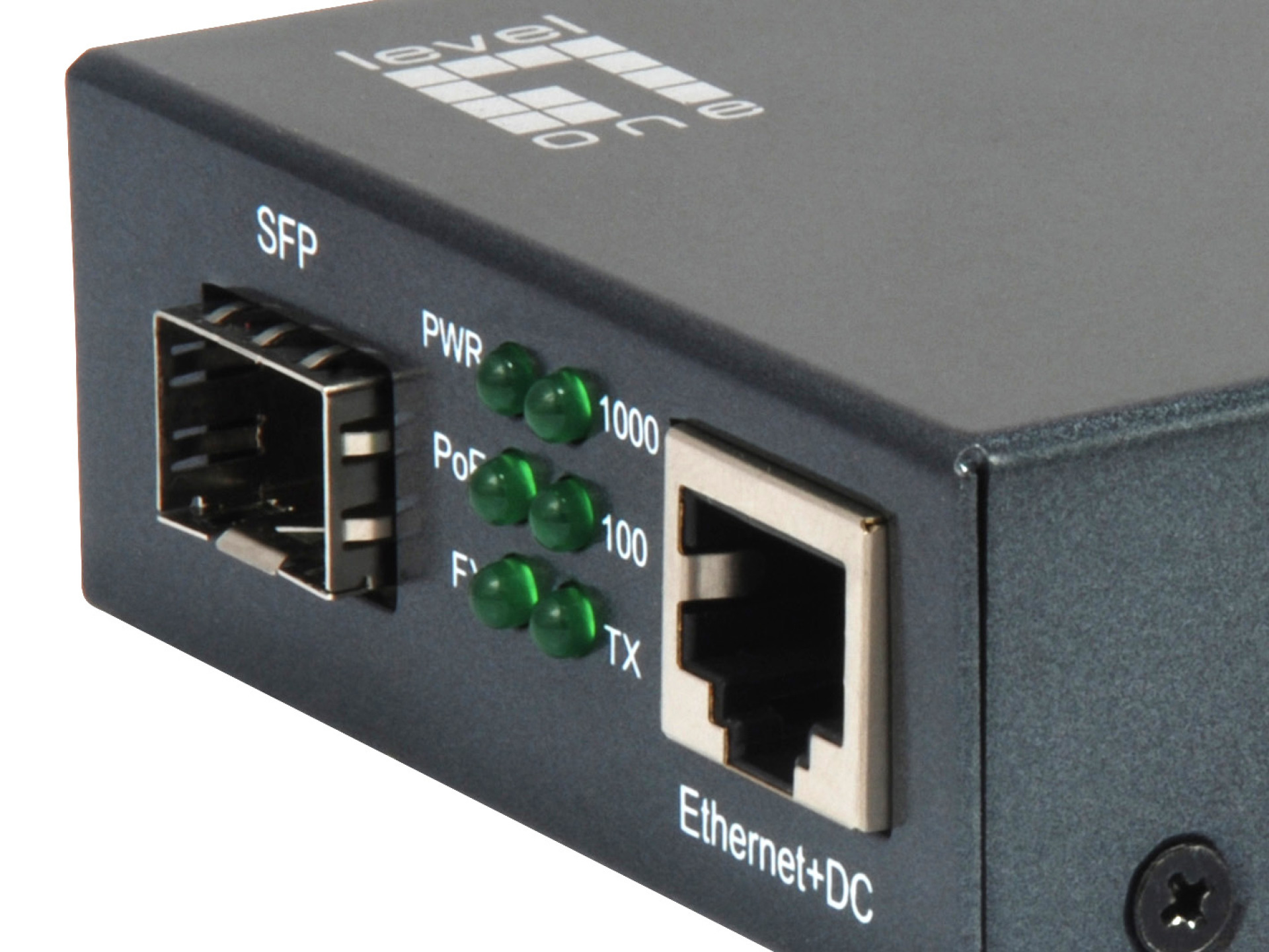 Gigabit Ethernet PoE PSE Media Converter, 10/100/1000T RJ45 - SFP